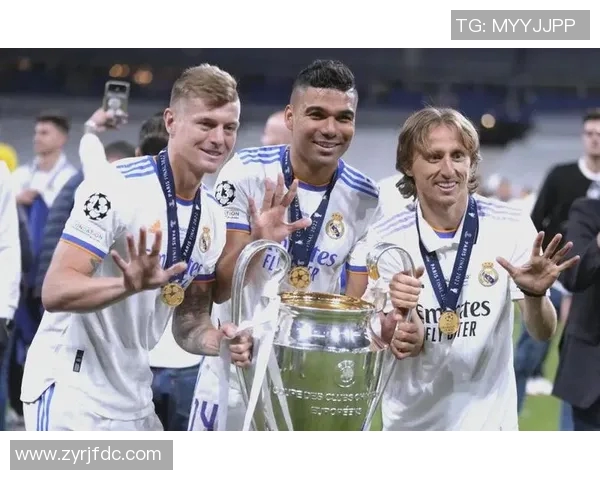 卡塞米罗的足球之路：从巴西小将到世界顶级中场的辉煌历程