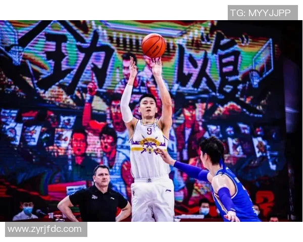 张兆旭：从篮球场上的巨人到人生舞台的奋斗者